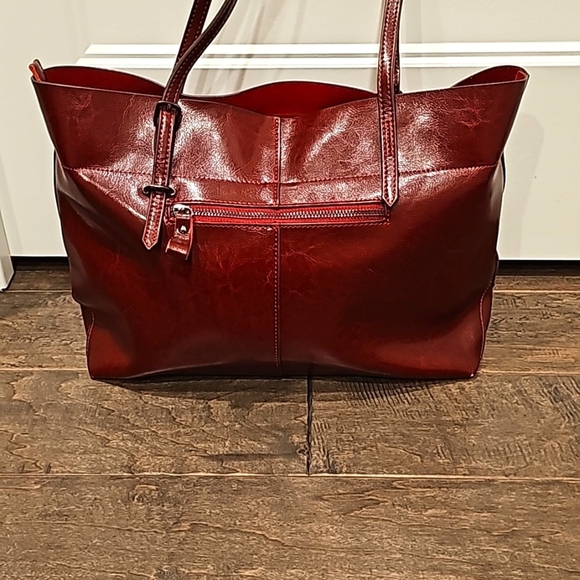 Kattee Dark Lipstick Red Leather Hand Bag - Picture 3 of 6